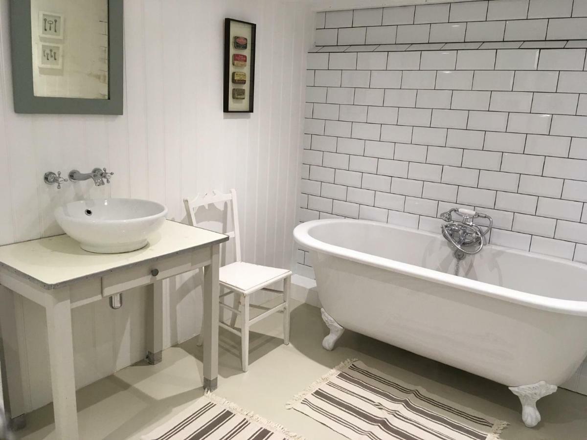 7 Coastguard Cottages, Jury's Gap, Sands Holiday home